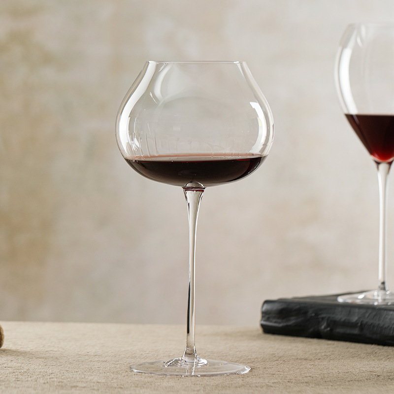 Hand-blown colored wine glasses manufacturer