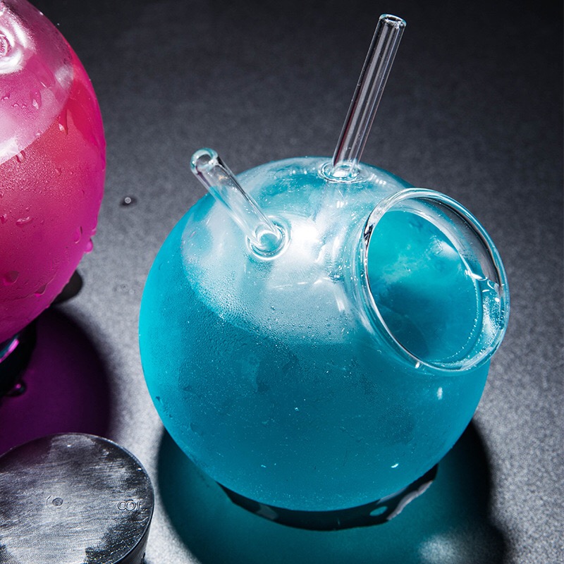 Ball shaped cocktail glass creative glass ball straw glass cup