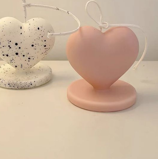 Smokeless romantic heart shape scented wax candle for wedding or Christmas