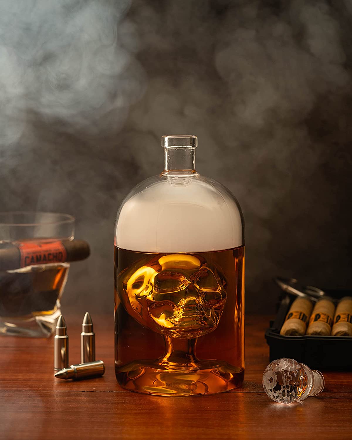 750ML Premium Borosilicate Glass Decanter Handmade Skull Whiskey Decanter with Airtight Stopper