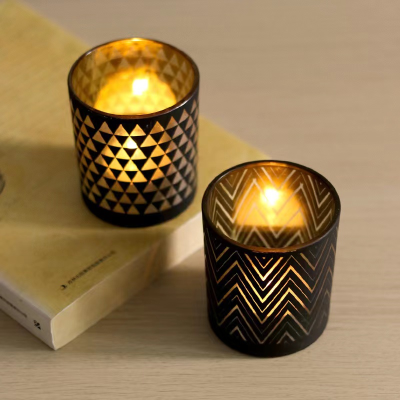 Aikeyi Glass candle jar with black geometric pattern for candle making