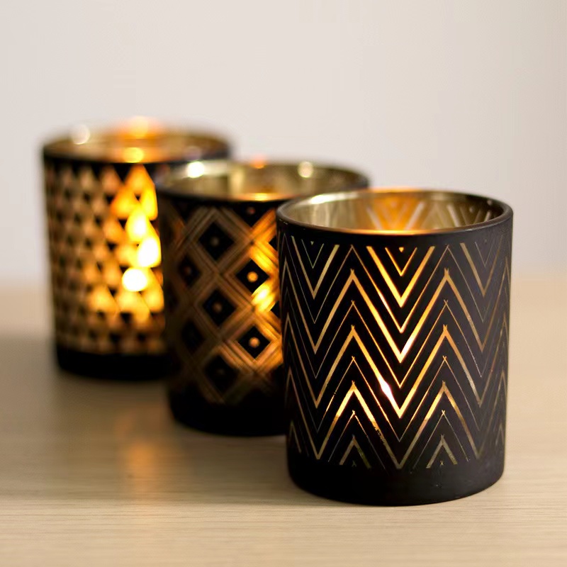 Aikeyi Glass candle jar with black geometric pattern for candle making