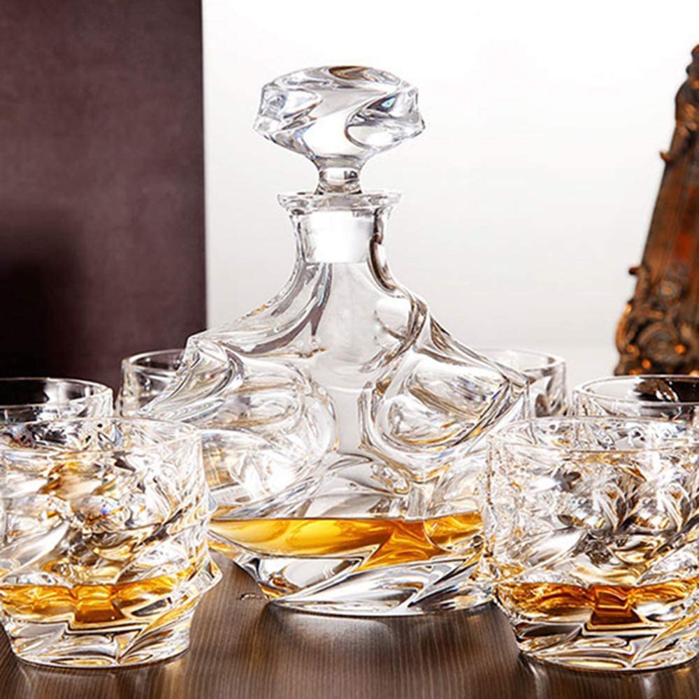 750 ML Glass Decanter with Airtight Geometric Stopper Whiskey Decanter for Wine water and more
