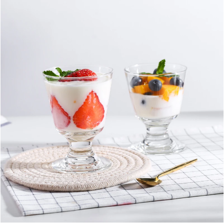 Hot selling high borosilicate cocktail drink glass breakfast dessert milkshake glass