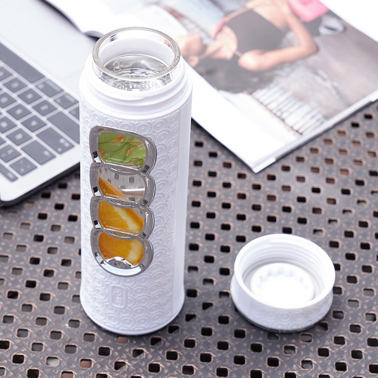 Double-layer glass household water cup portable transparent tea water separation tea cup with lid