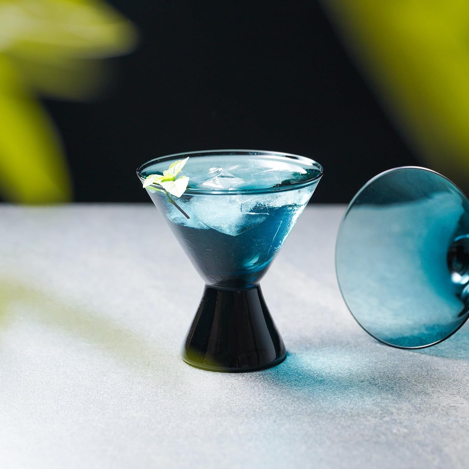 Handblown Colorful Stemless 4-Ounce Martini Glass Elegant Crystal Wine Glass Chrysanthemum Blue