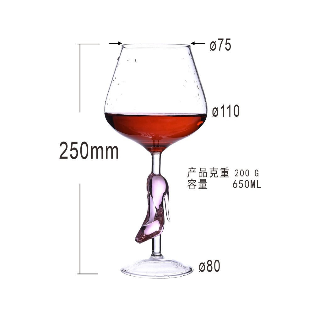 Creative high-footed red wine glass, high-looking high-heeled shoes, wine, home atmosphere, champagne glass